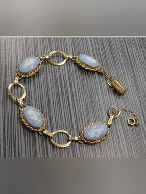 VINTAGE Bracelet Wedgwood Van Dell Gold Filled Bracelet Goddess